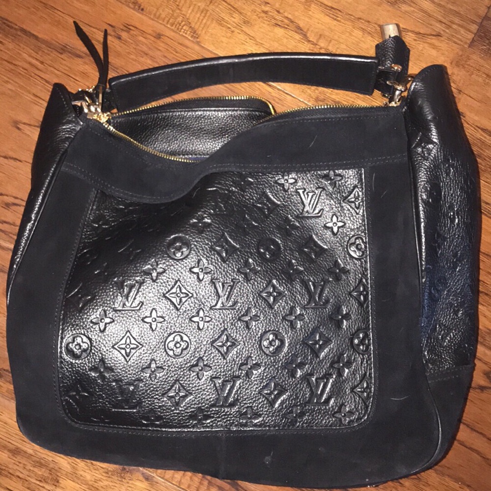 Real looking Louis Vuitton bag
